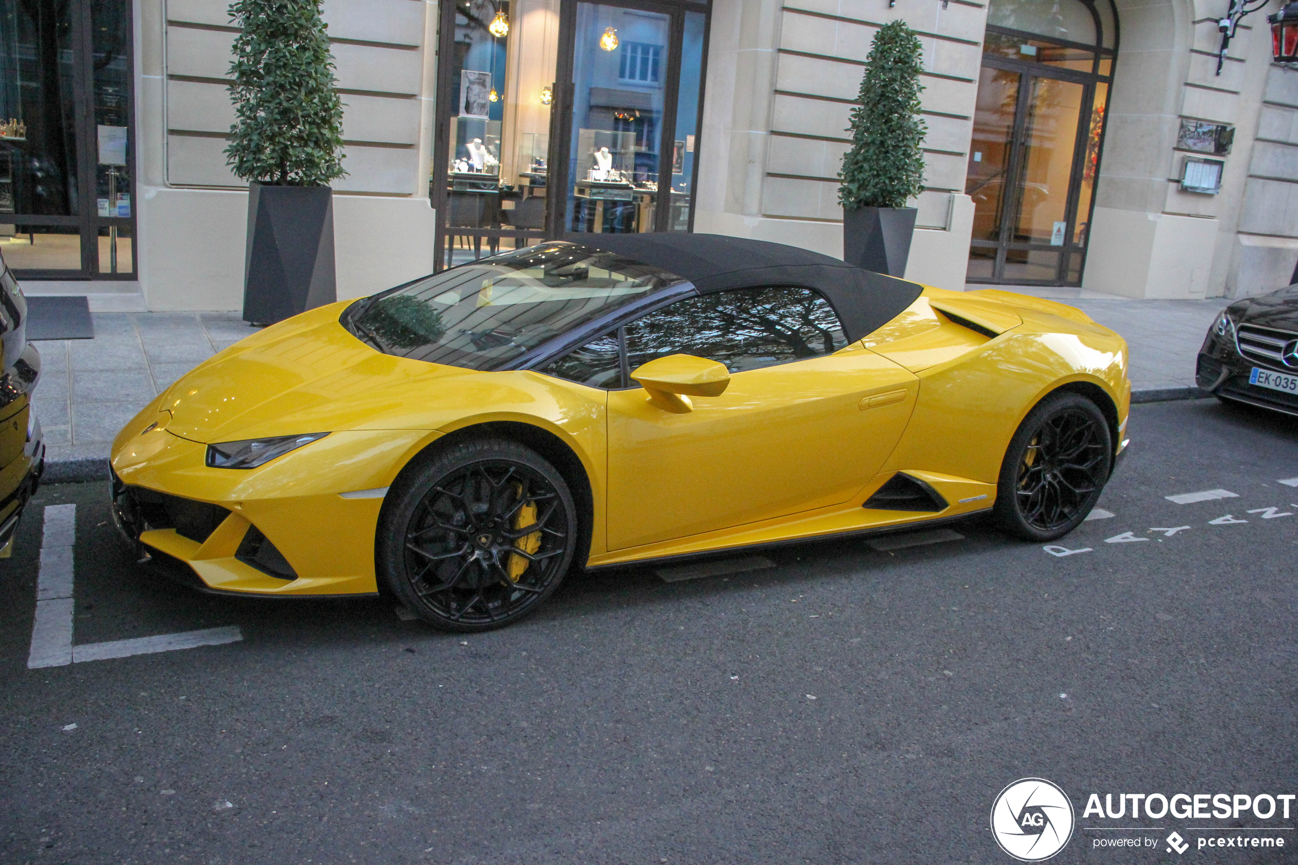 Lamborghini Huracán LP640-4 EVO Spyder