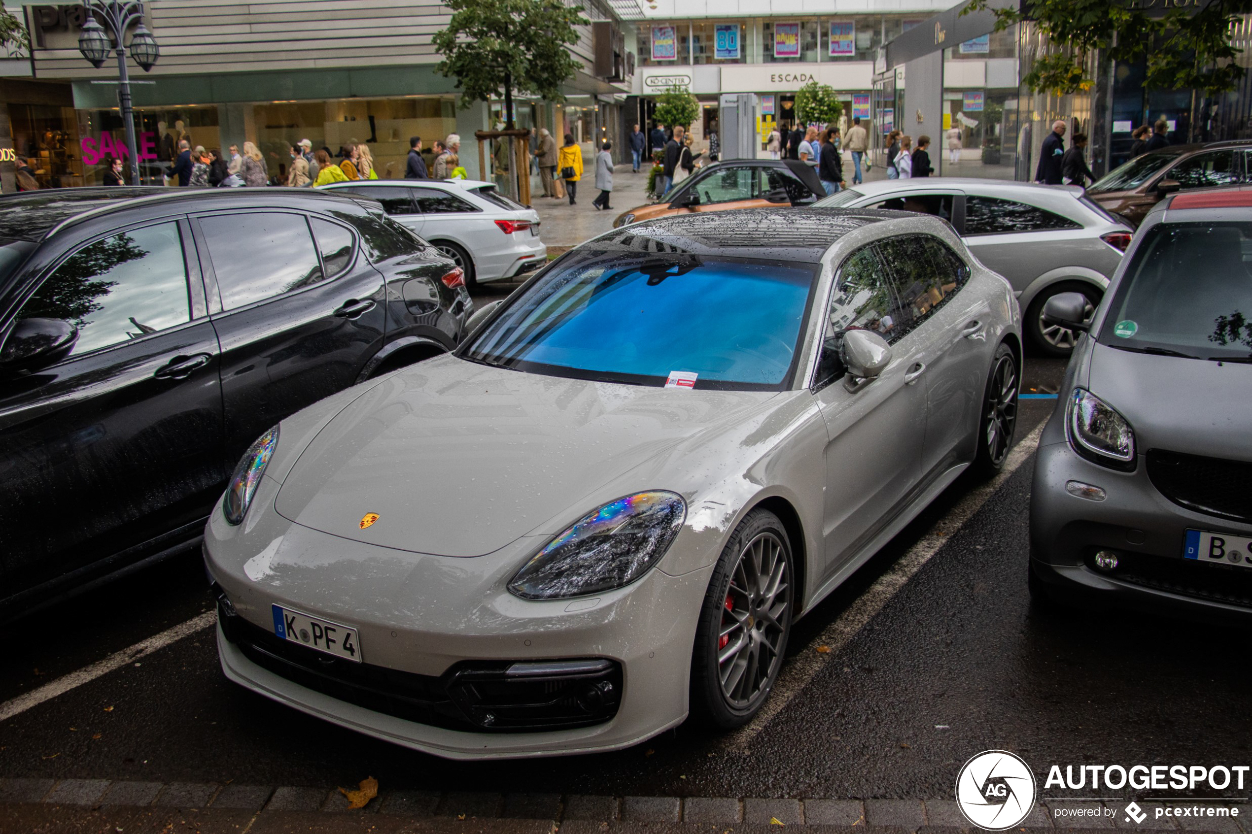 Porsche 971 Panamera GTS Sport Turismo