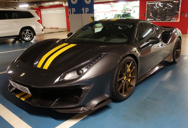 Ferrari 488 Pista