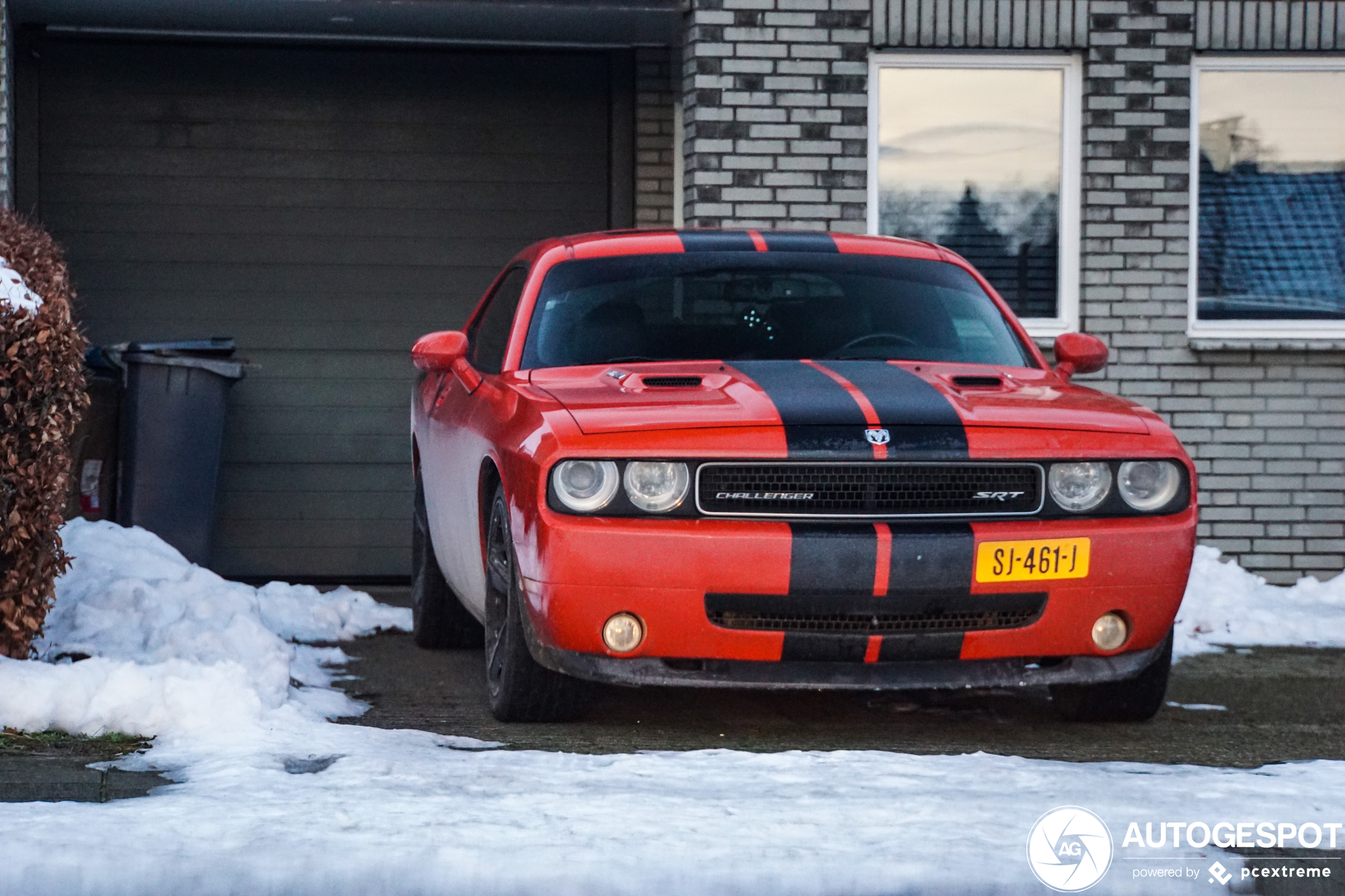 Dodge Challenger SRT-8