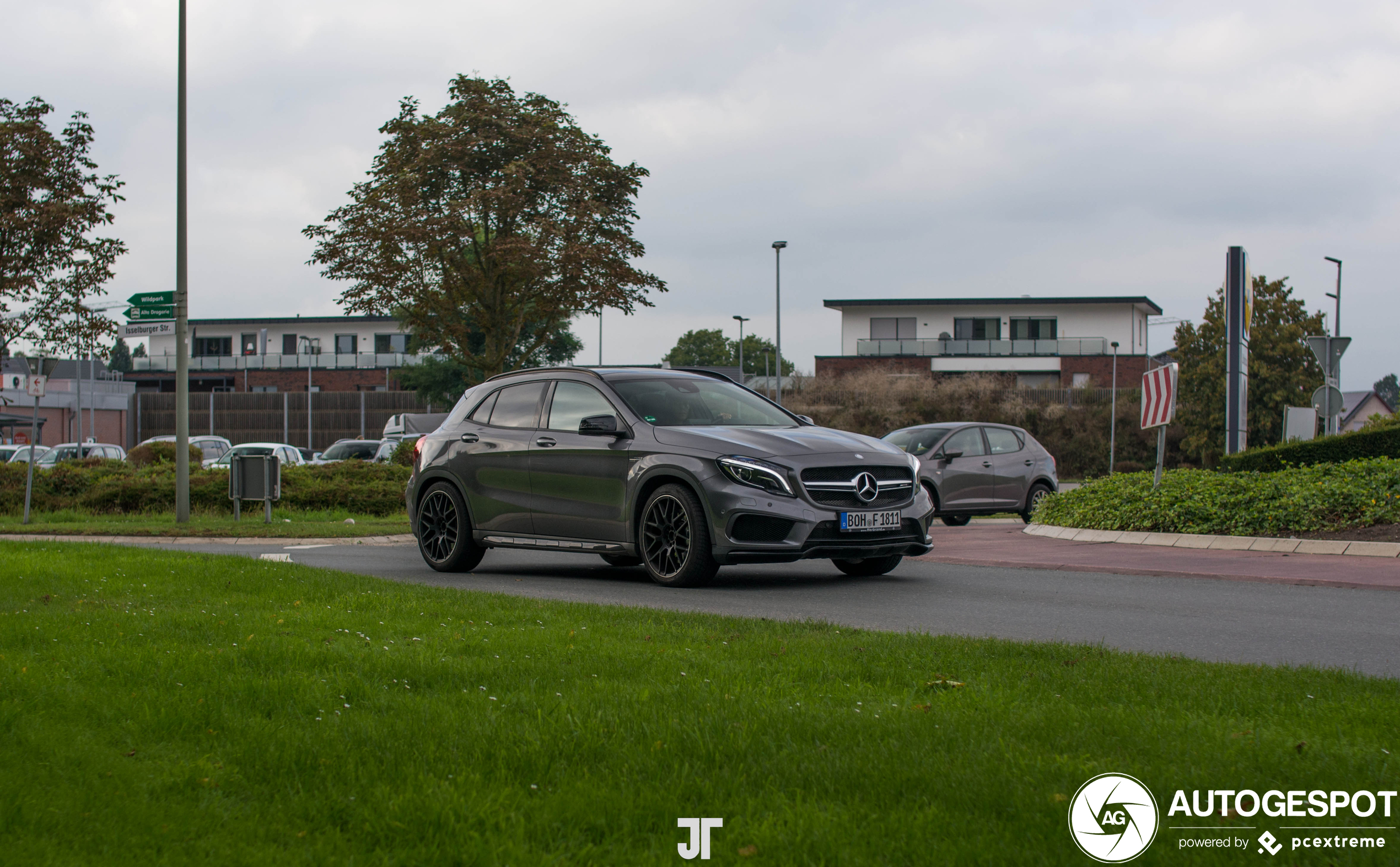 Mercedes-AMG GLA 45 X156