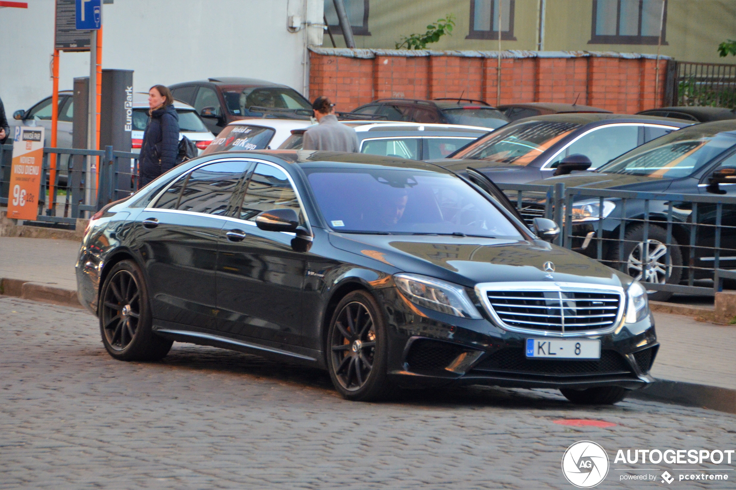 Mercedes-Benz S 63 AMG V222