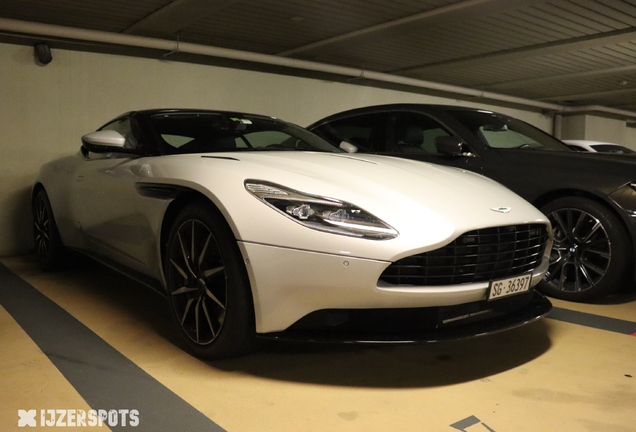 Aston Martin DB11