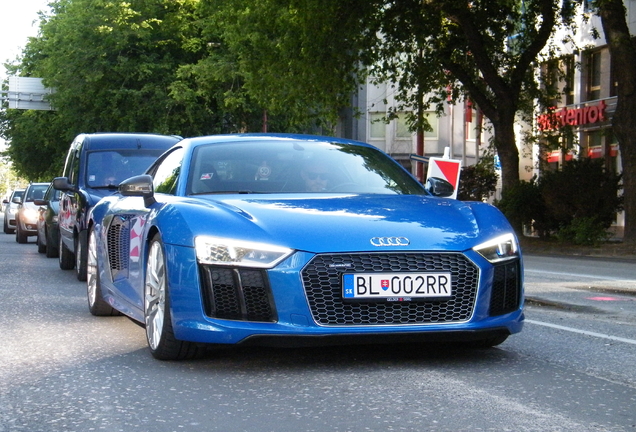 Audi R8 V10 Plus 2015