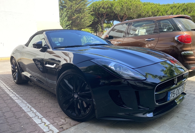 Jaguar F-TYPE S Convertible