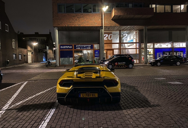 Lamborghini Huracán LP640-4 Performante