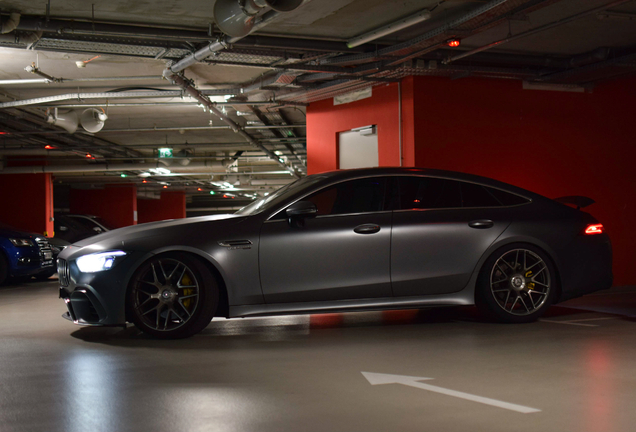 Mercedes-AMG GT 63 S X290