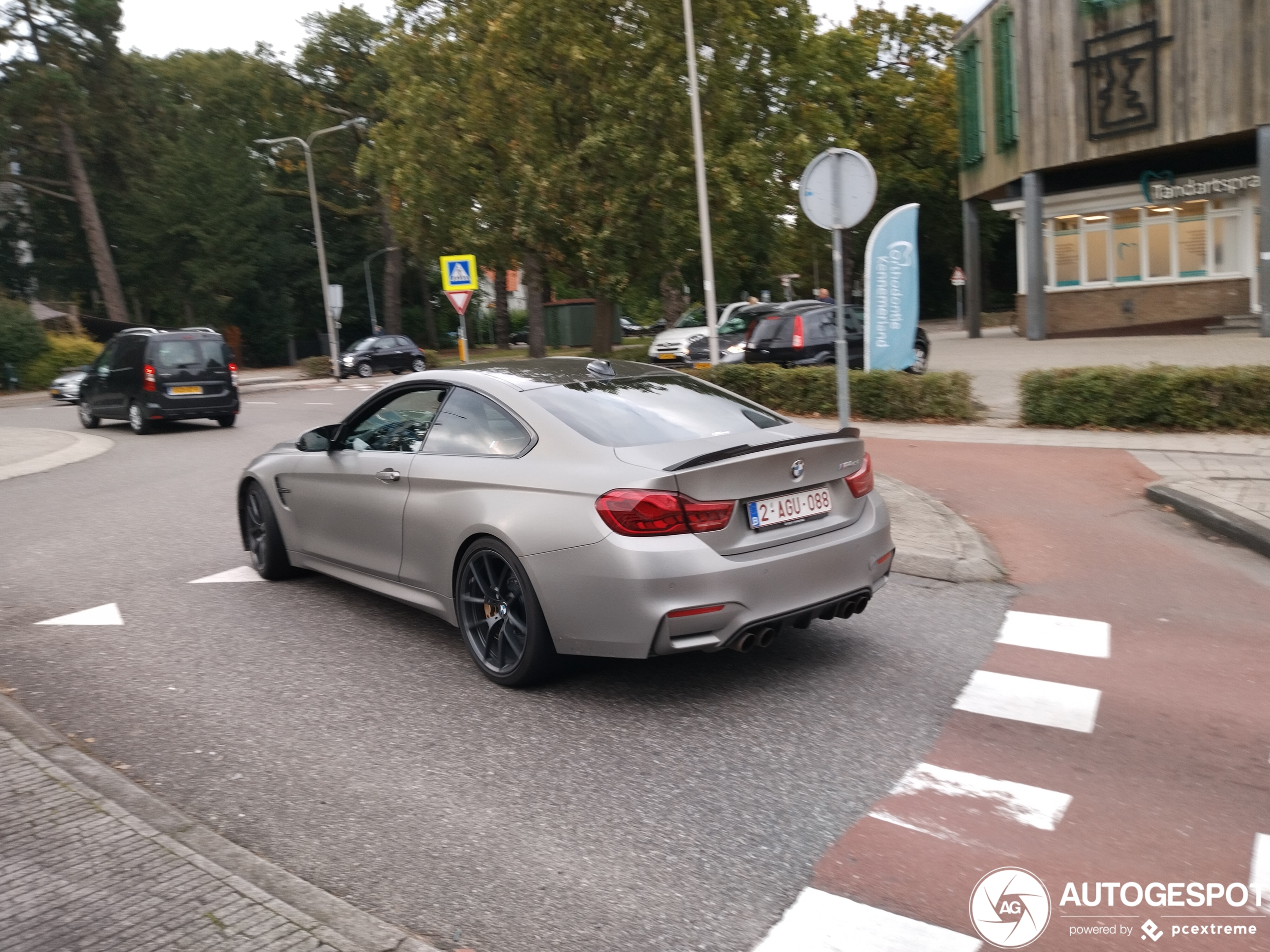 BMW M4 F82 CS