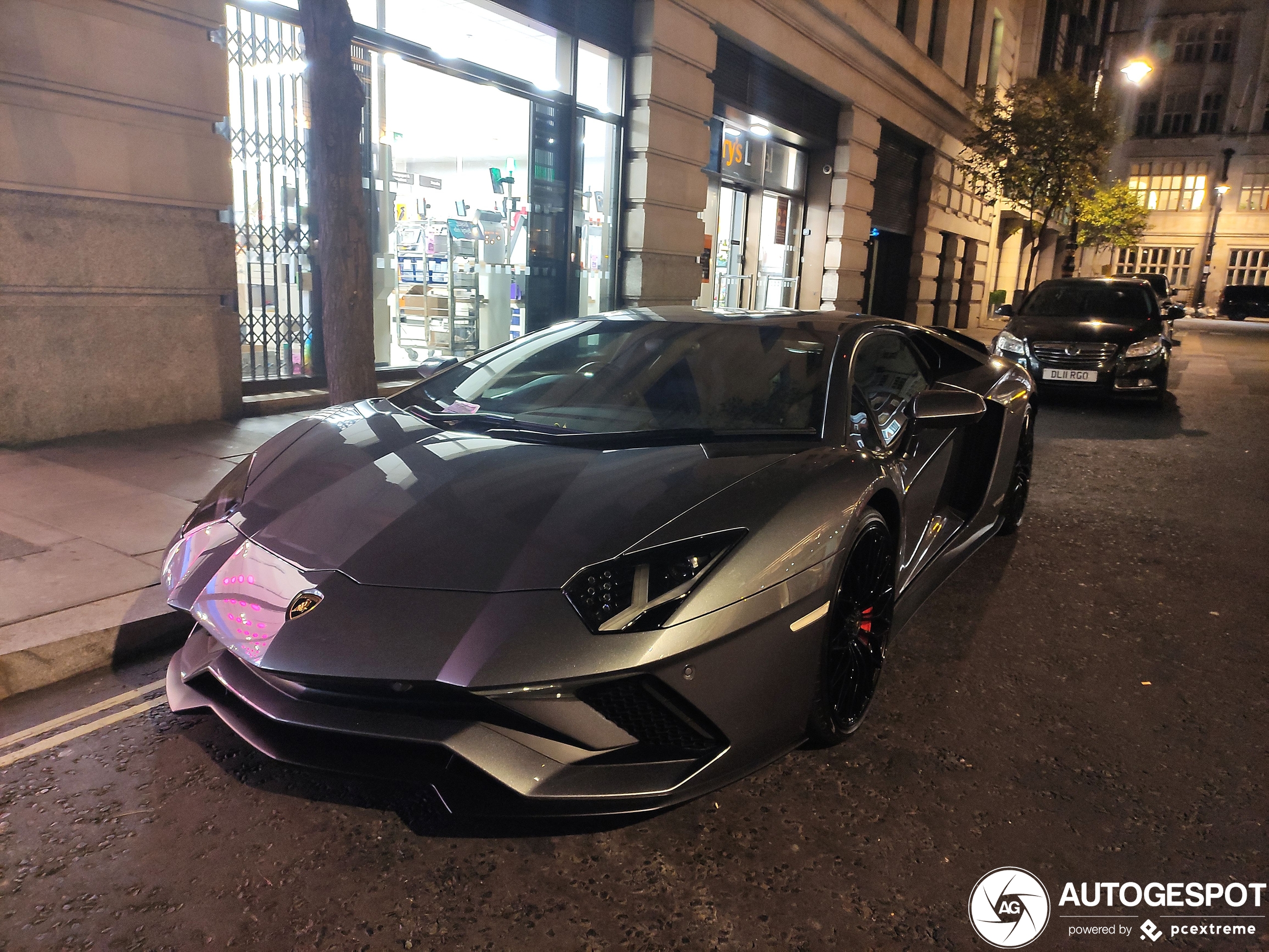 Lamborghini Aventador S LP740-4 Roadster