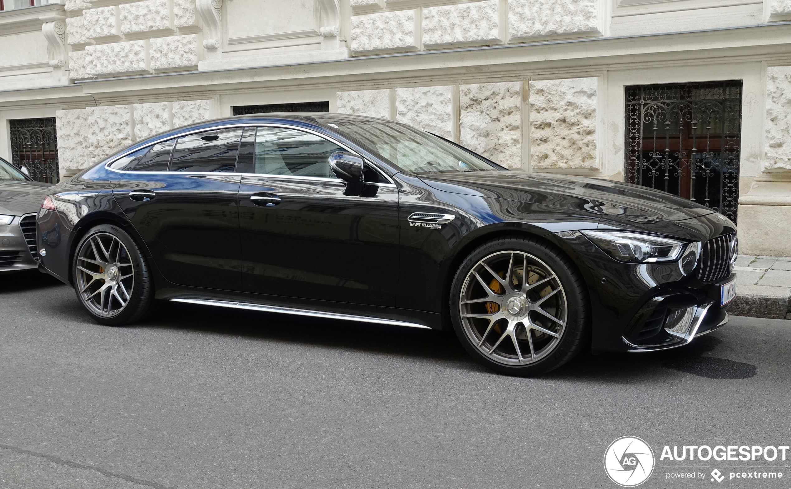 Mercedes-AMG GT 63 S X290