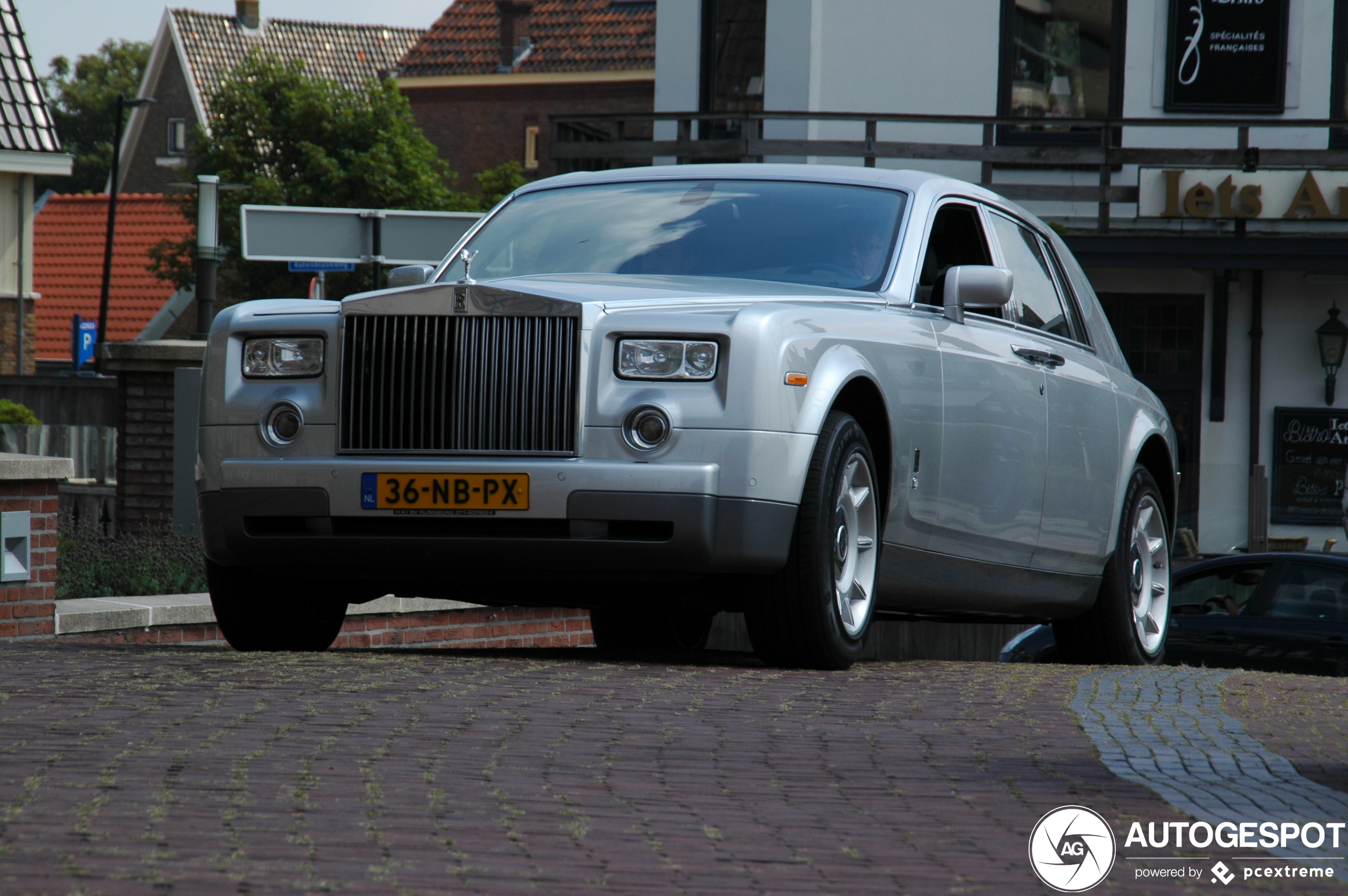 Rolls-Royce Phantom