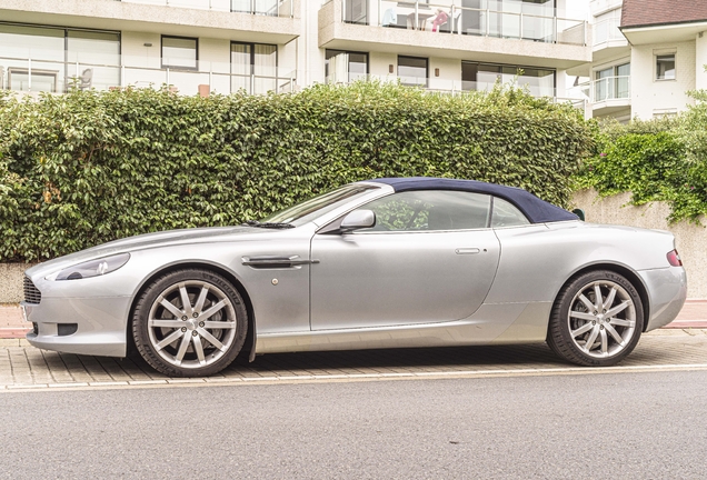 Aston Martin DB9 Volante