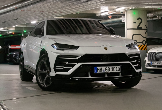 Lamborghini Urus