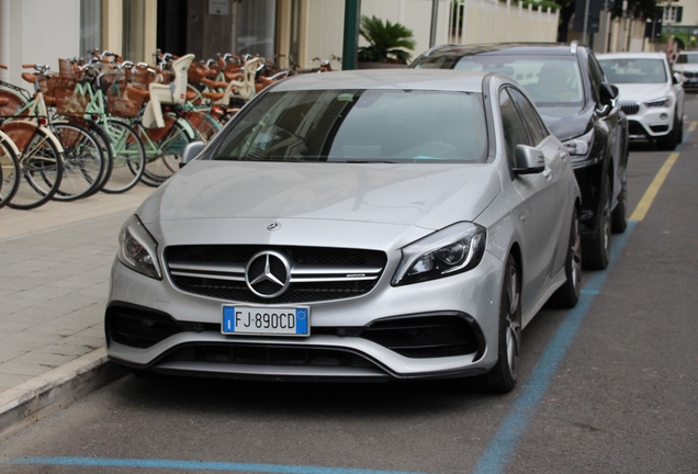 Mercedes-AMG A 45 W176 2015