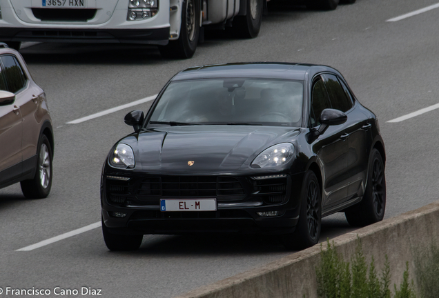 Porsche 95B Macan GTS