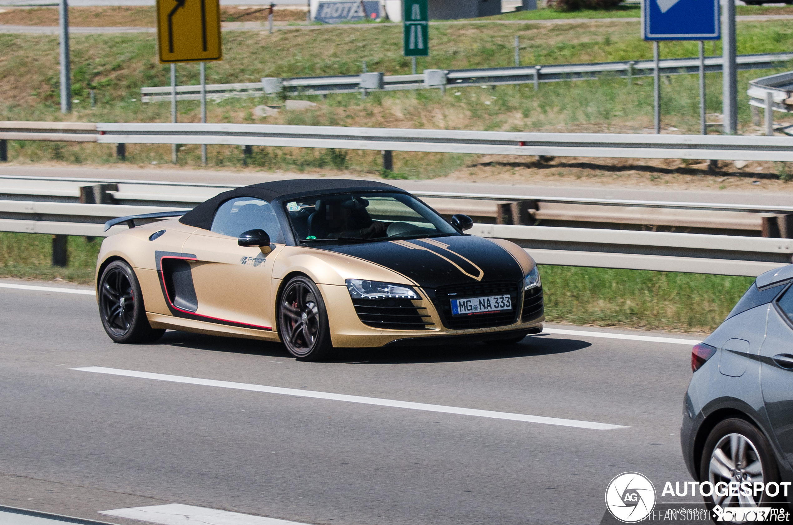 Audi R8 V10 Spyder