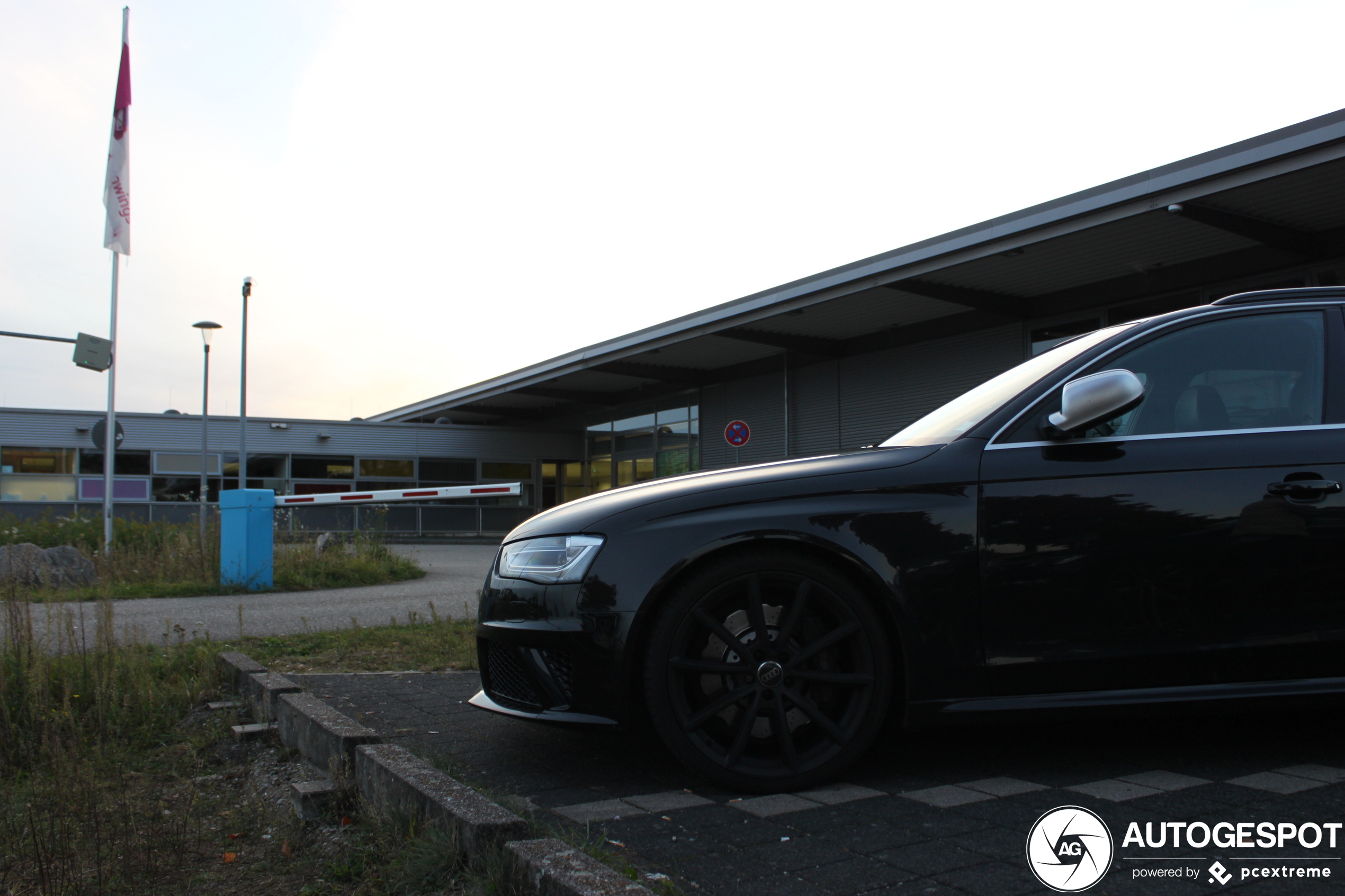 Audi RS4 Avant B8