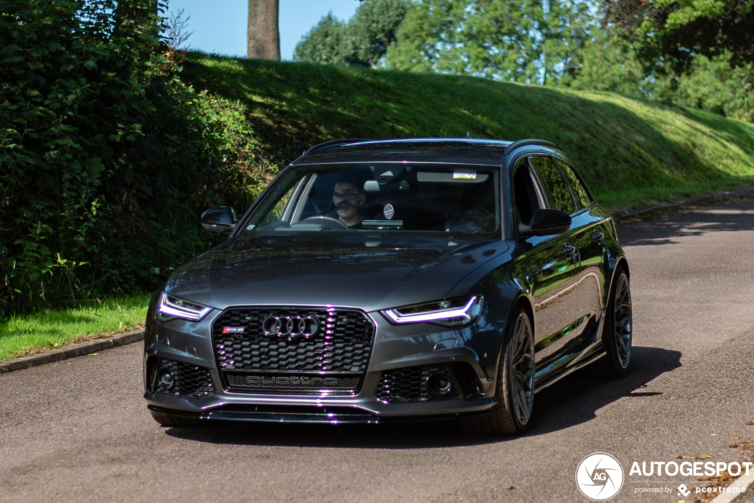 Audi RS6 Avant C7 2015