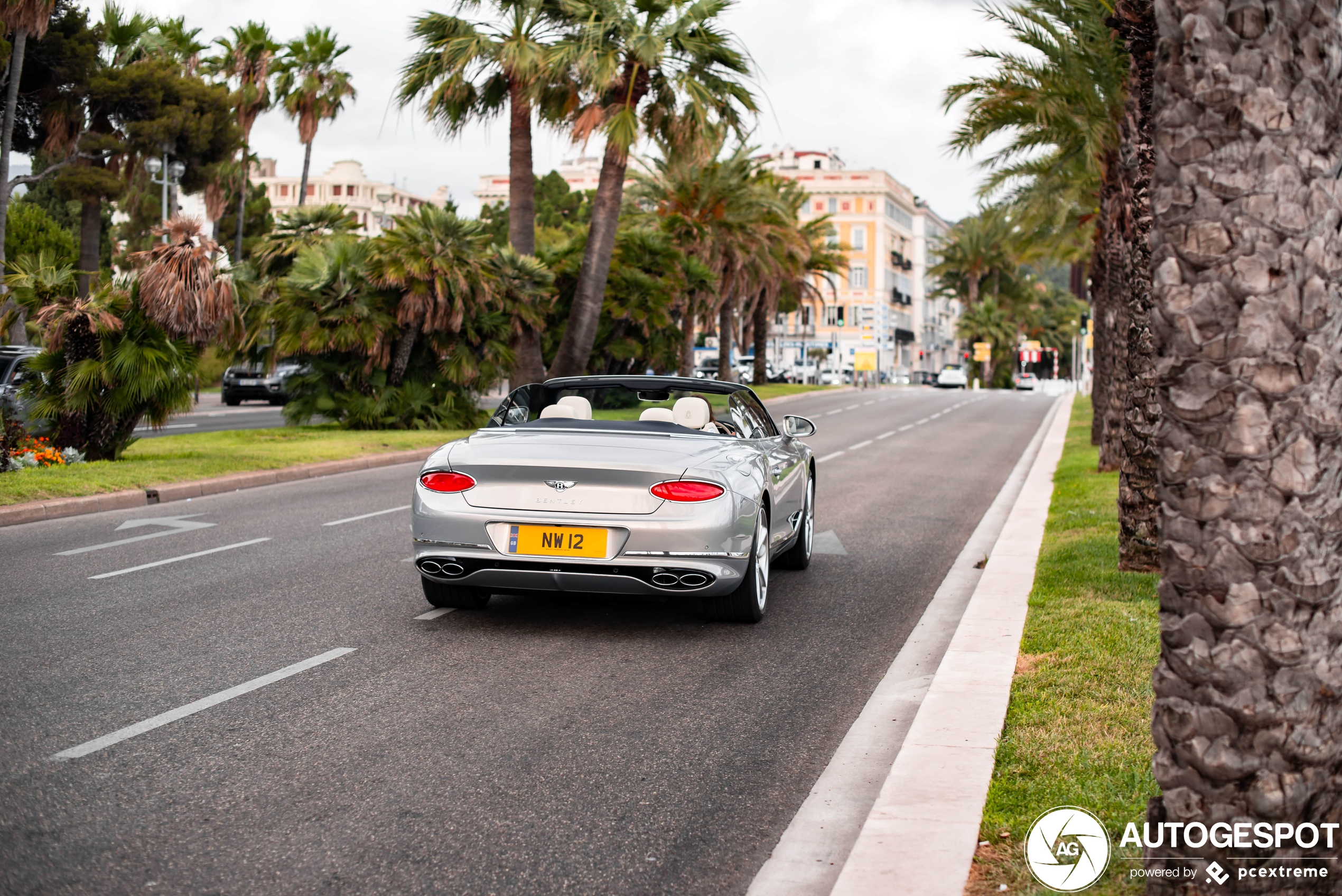 Bentley Continental GTC 2019