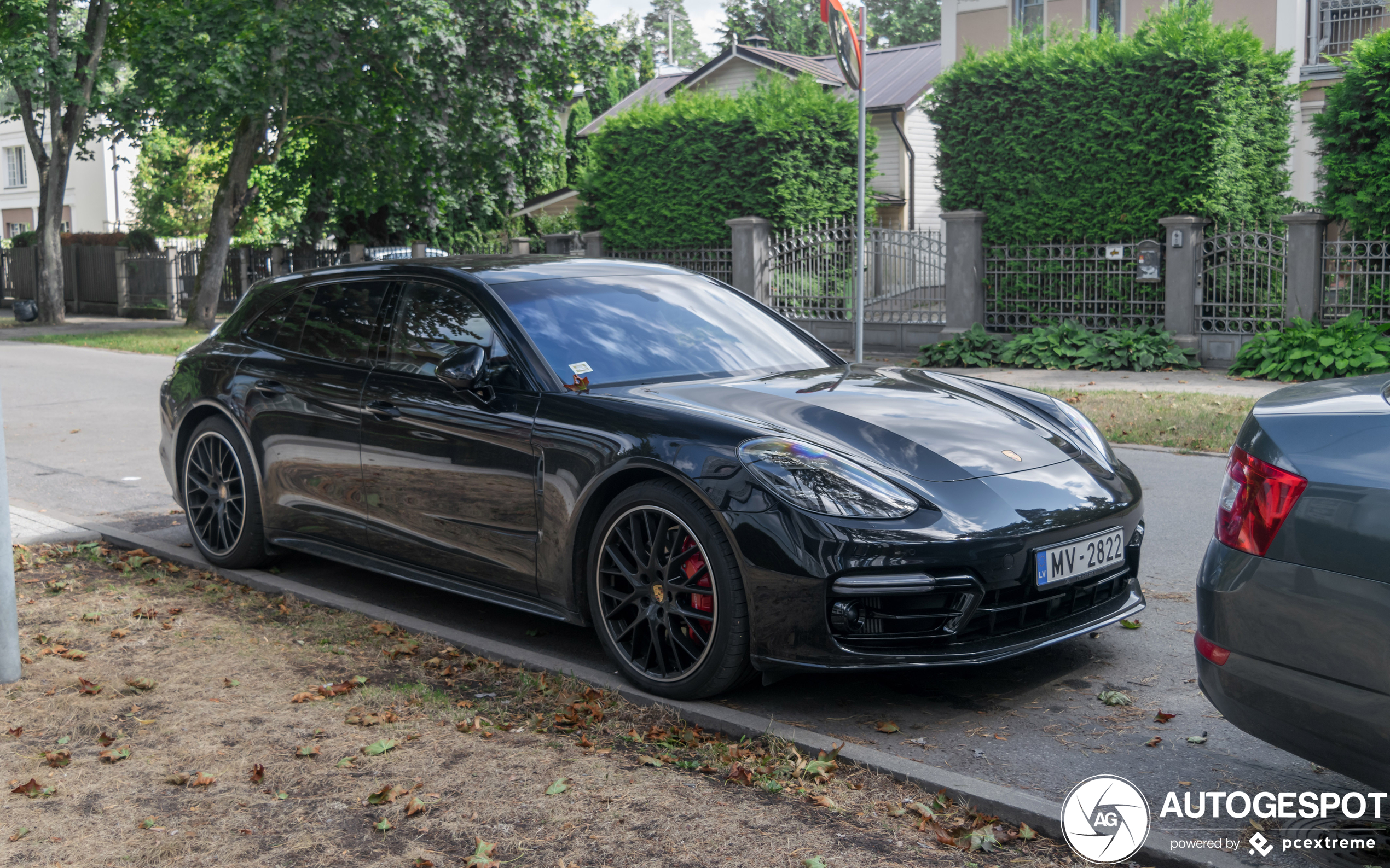 Porsche 971 Panamera GTS Sport Turismo