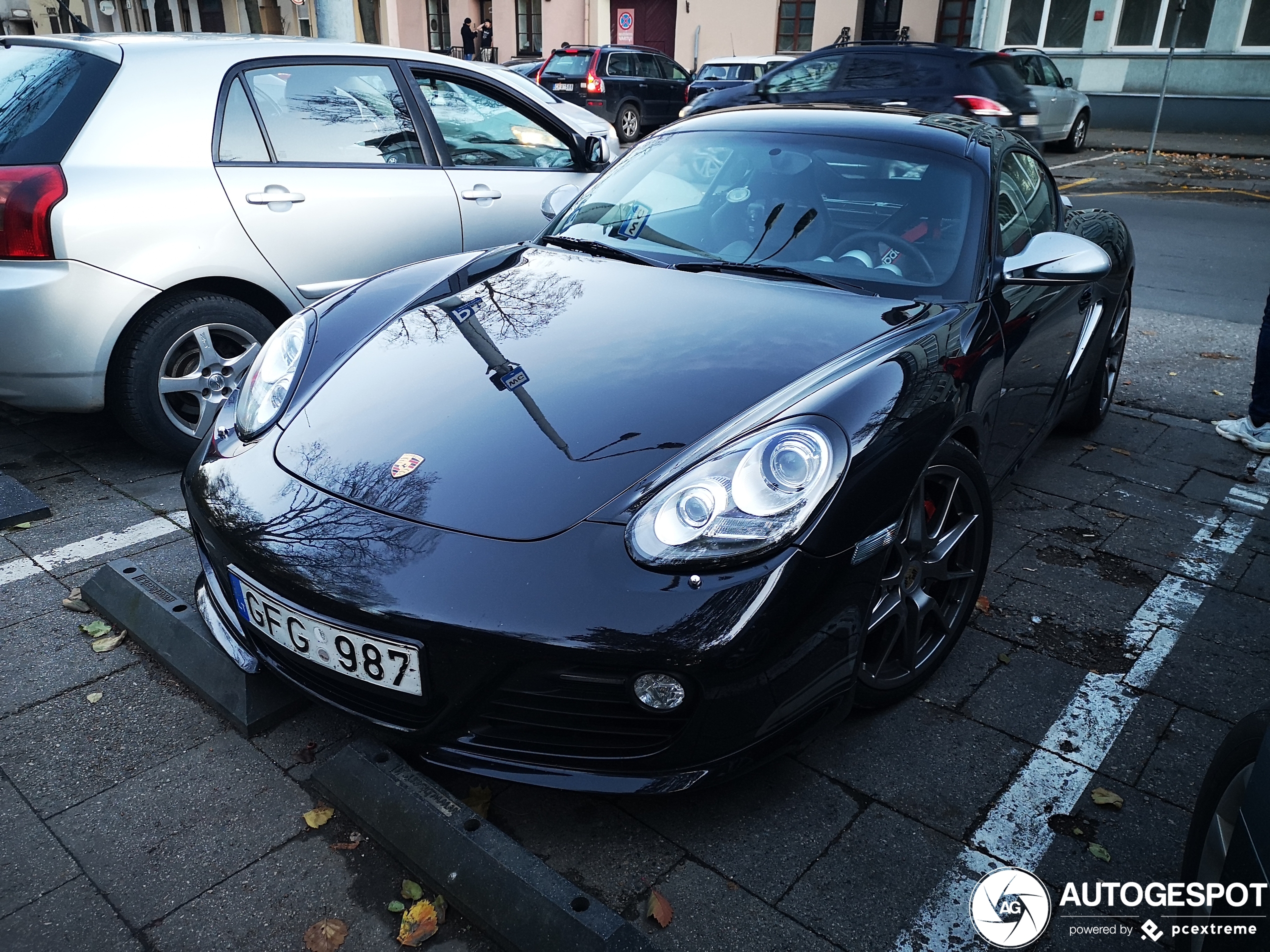 Porsche 987 Cayman R