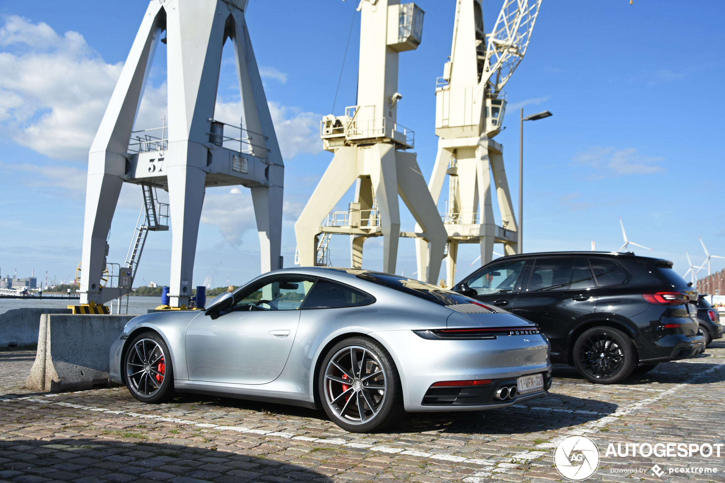 Porsche 992 Carrera 4S