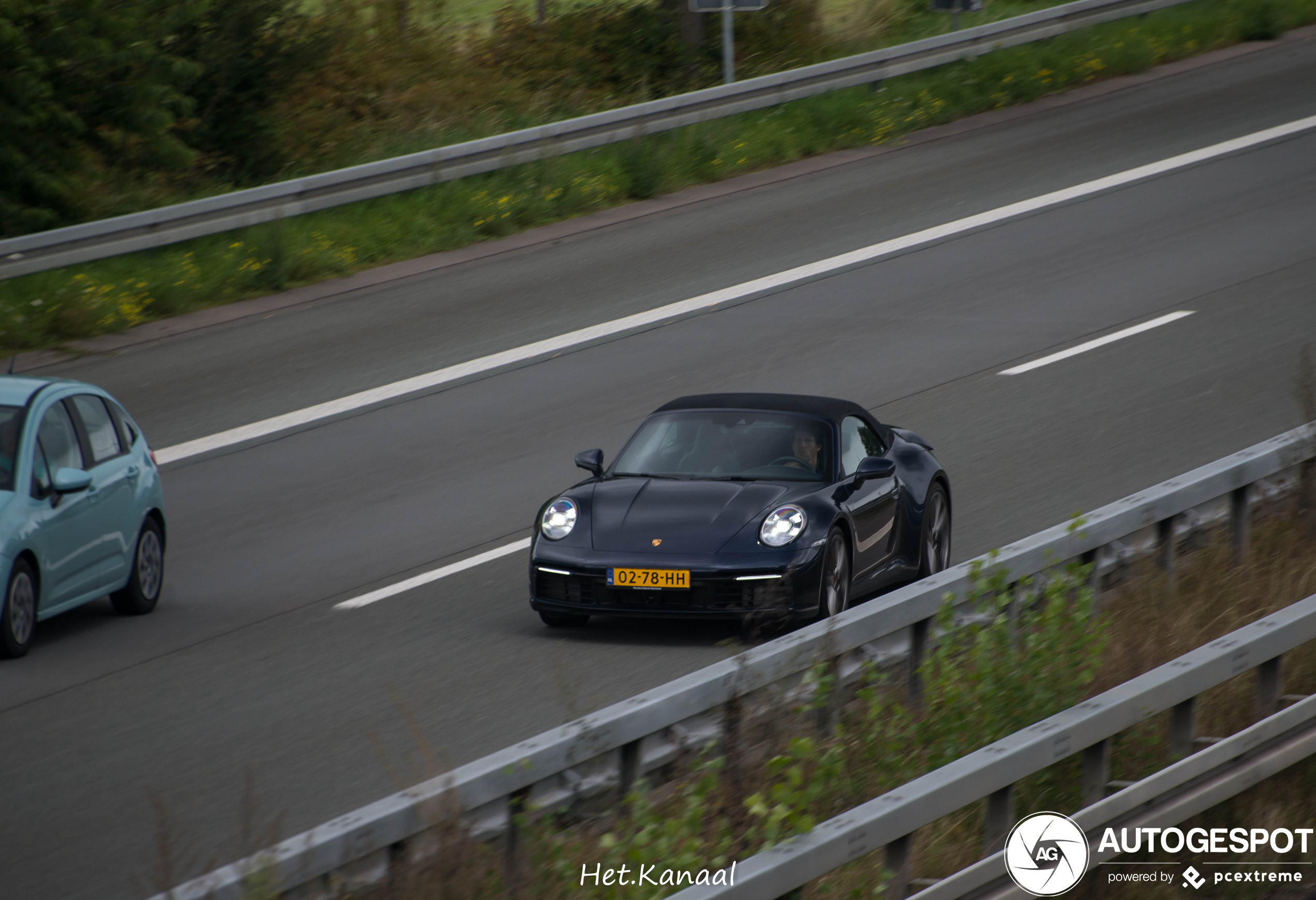 Porsche 992 Carrera 4S Cabriolet