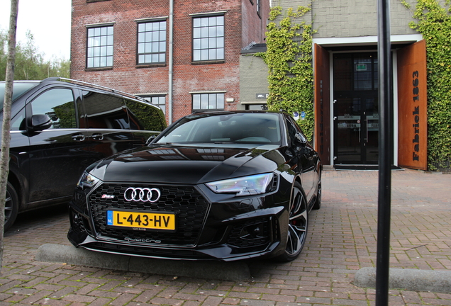 Audi RS4 Avant B9