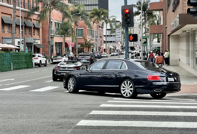 Bentley Flying Spur W12