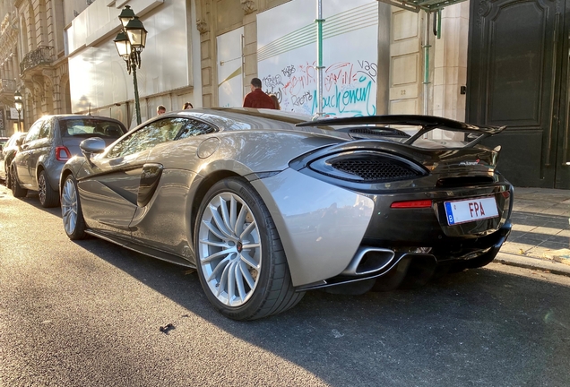 McLaren 570GT