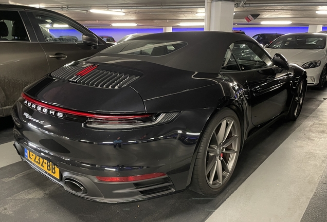 Porsche 992 Carrera S Cabriolet