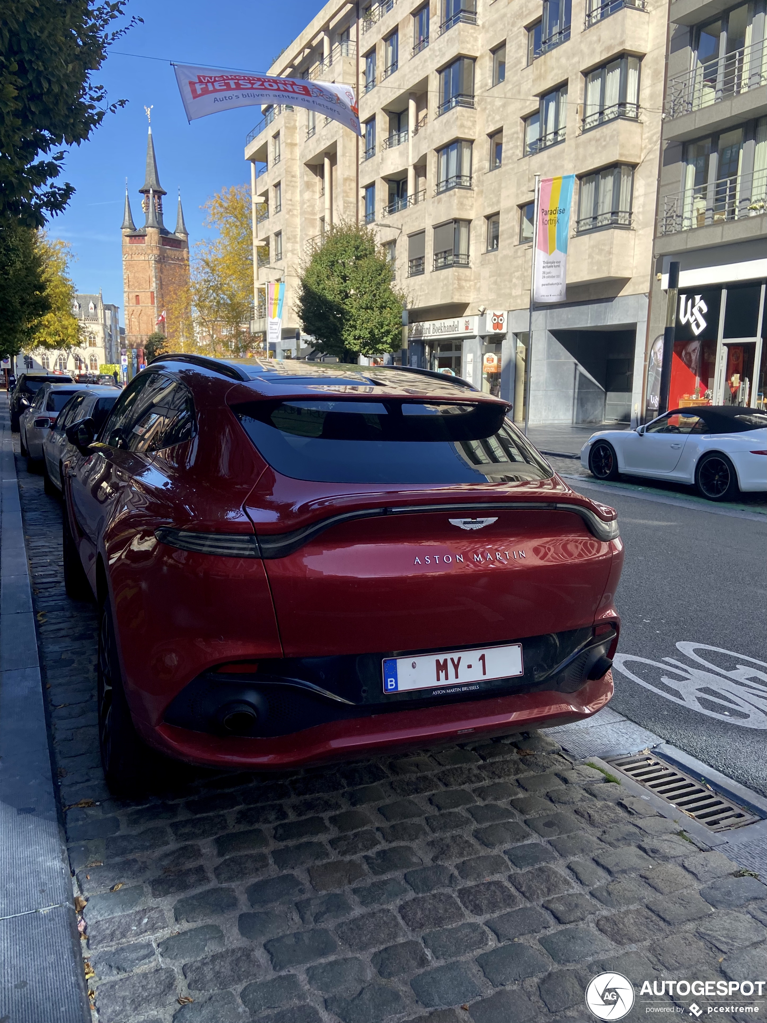 Aston Martin DBX