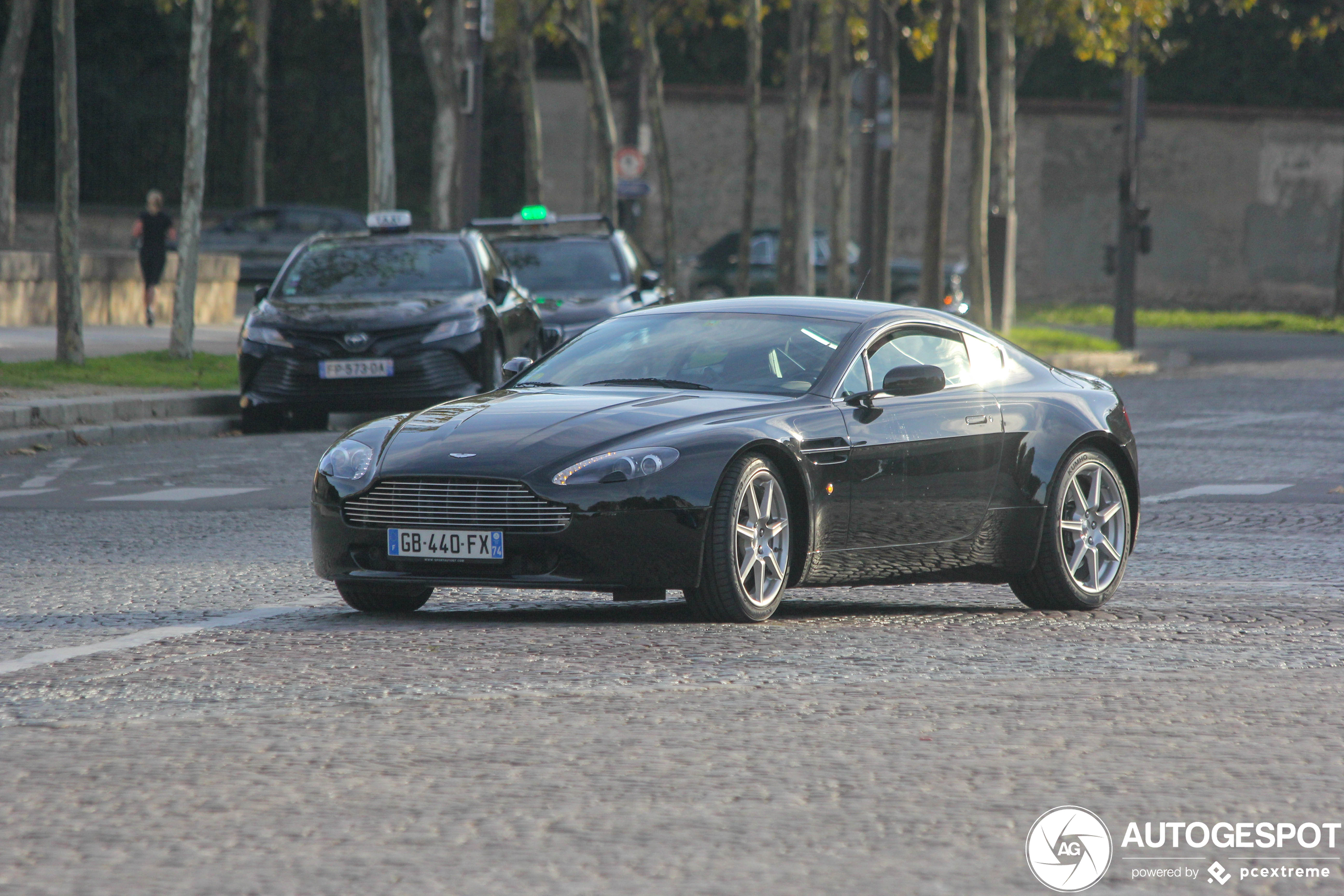 Aston Martin V8 Vantage