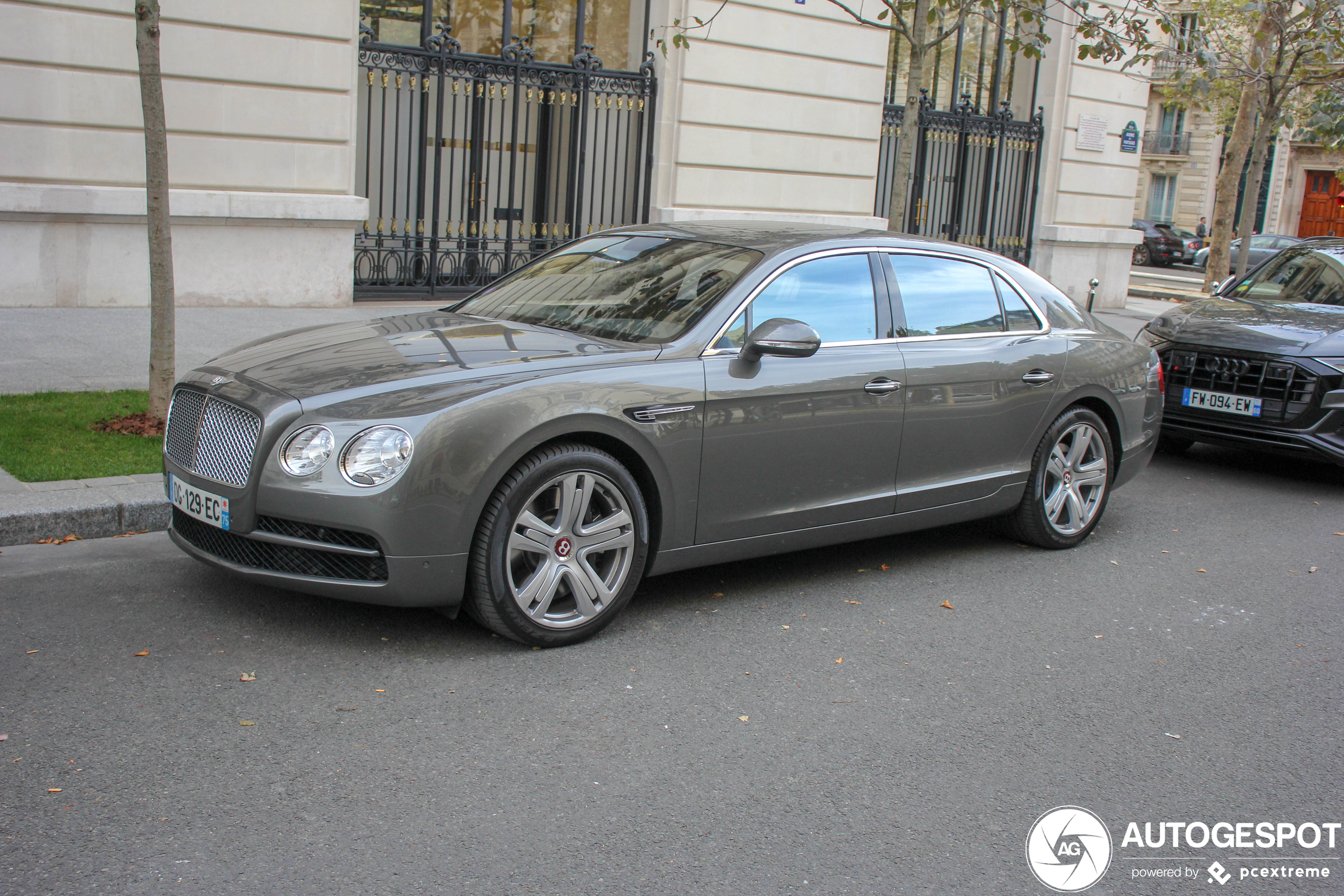 Bentley Flying Spur V8