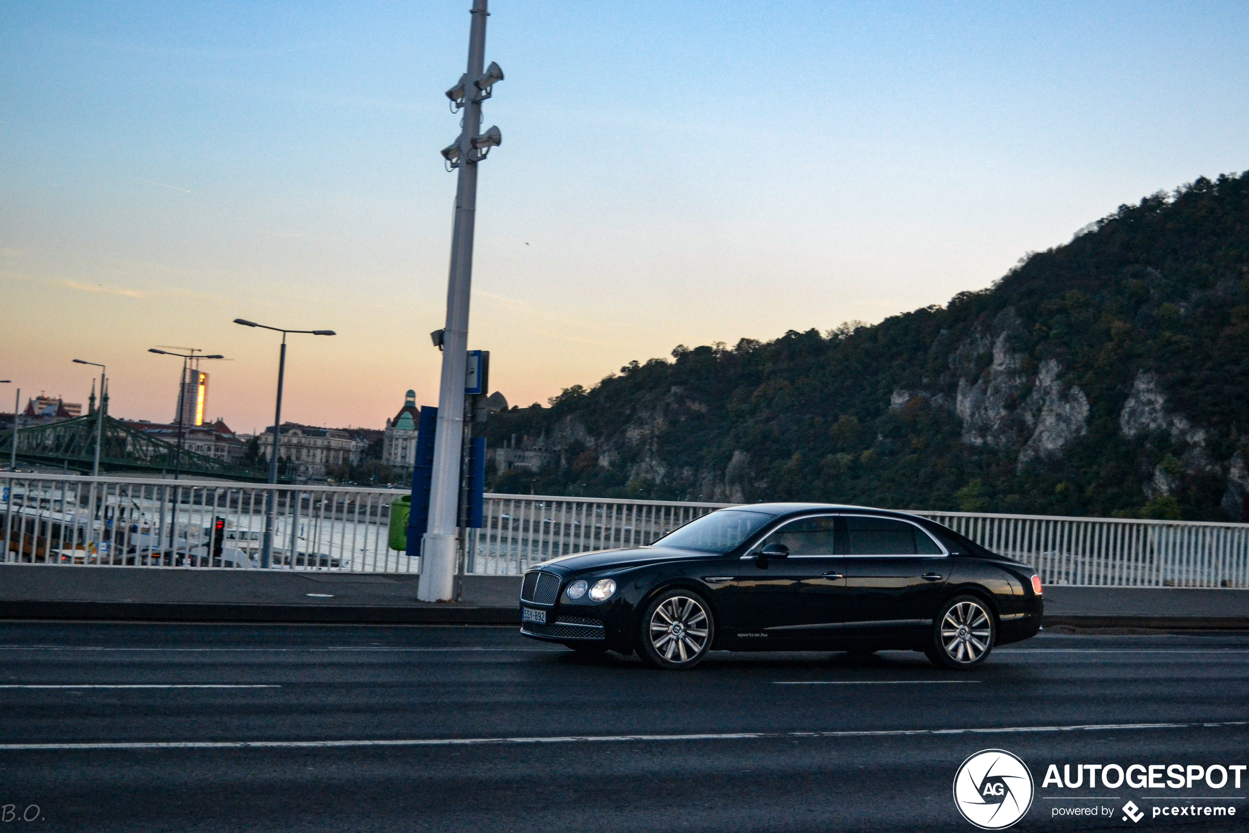 Bentley Flying Spur W12