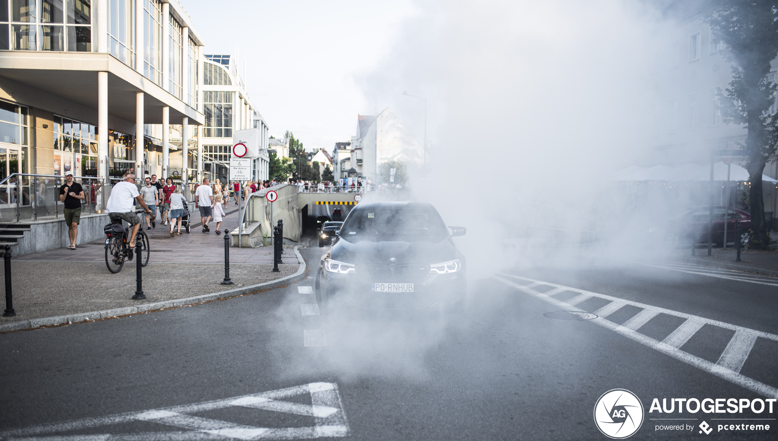 Deze BMW heeft problemen met zijn stabiliteitssystemen