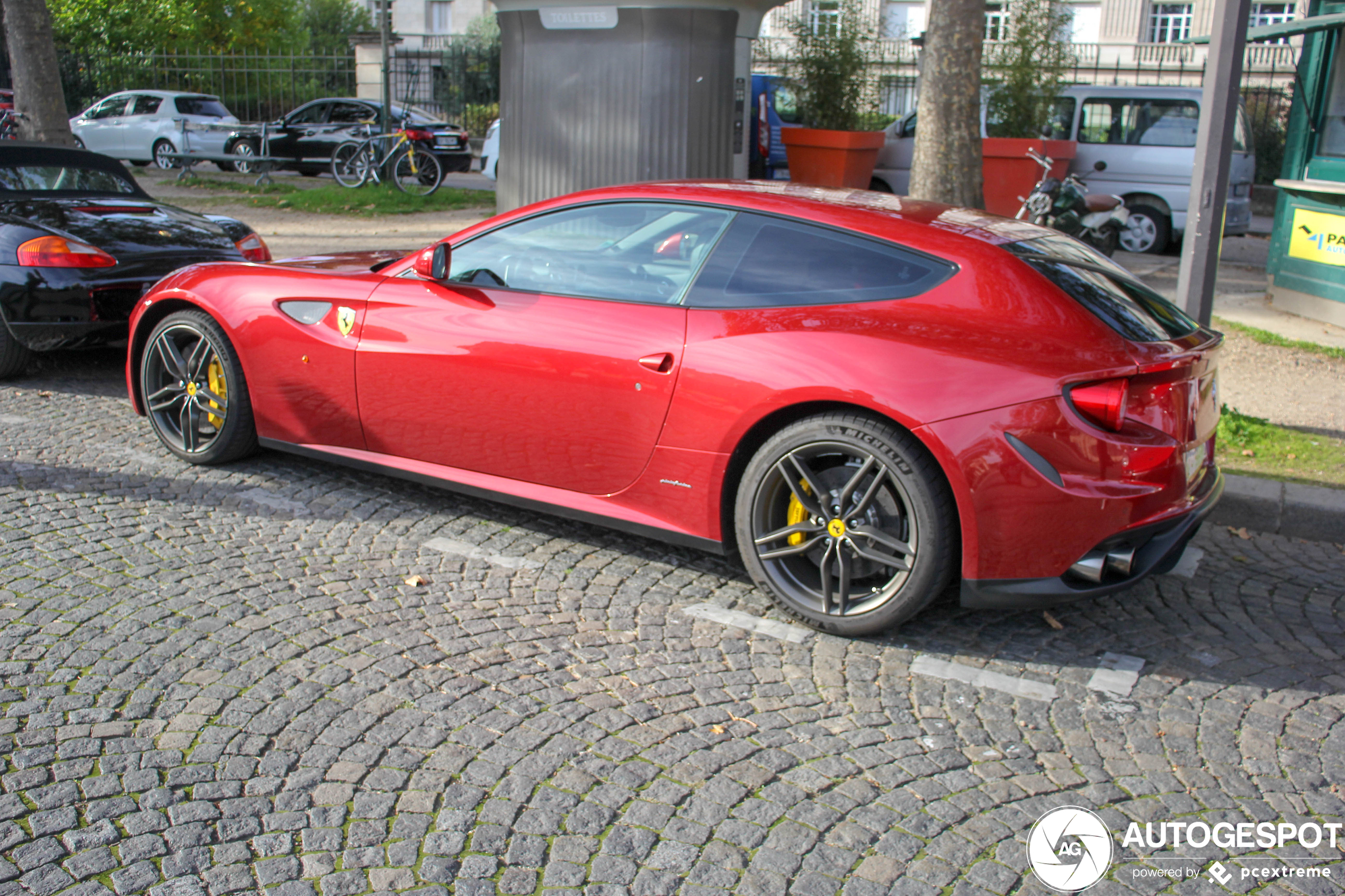 Ferrari FF