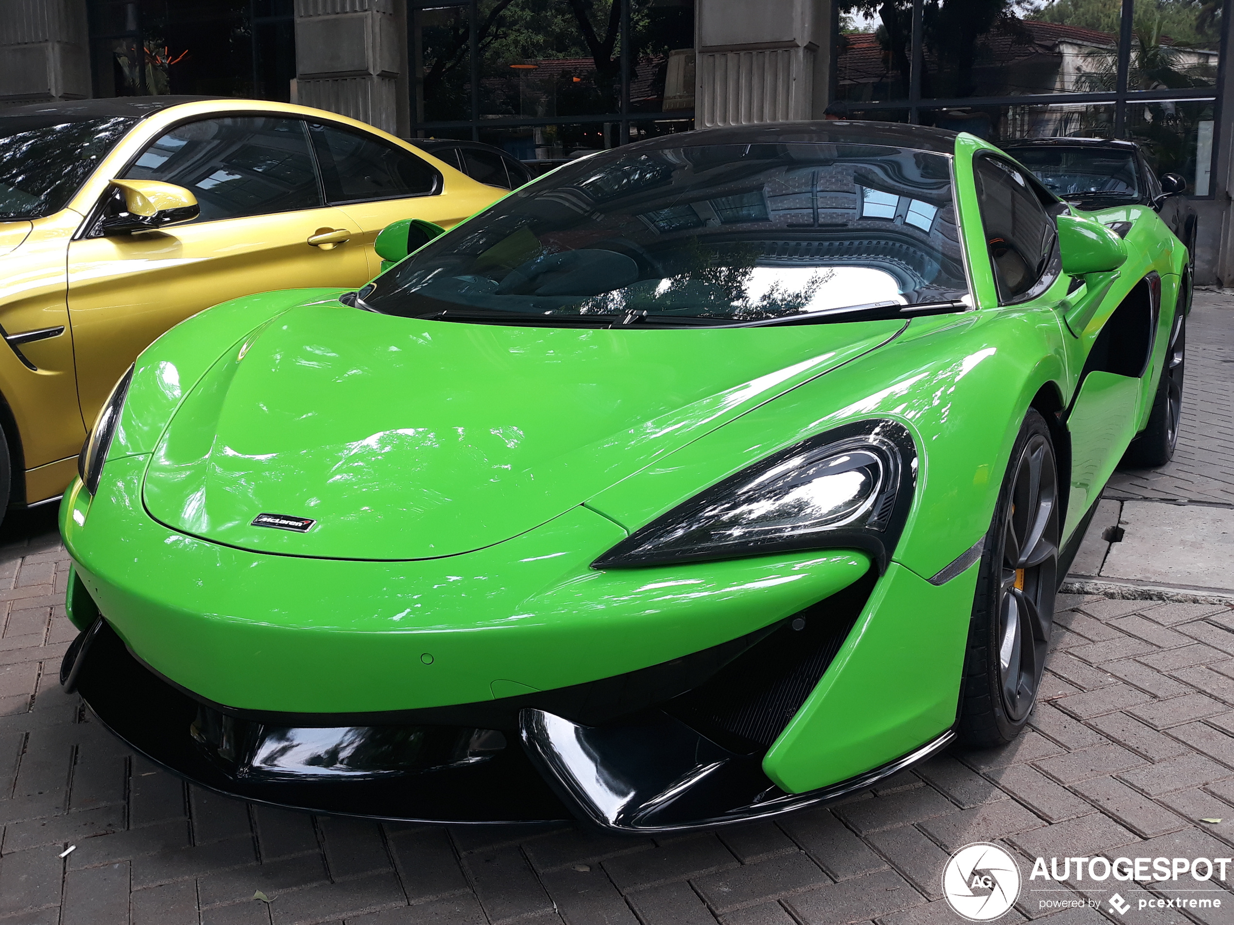 McLaren 570S