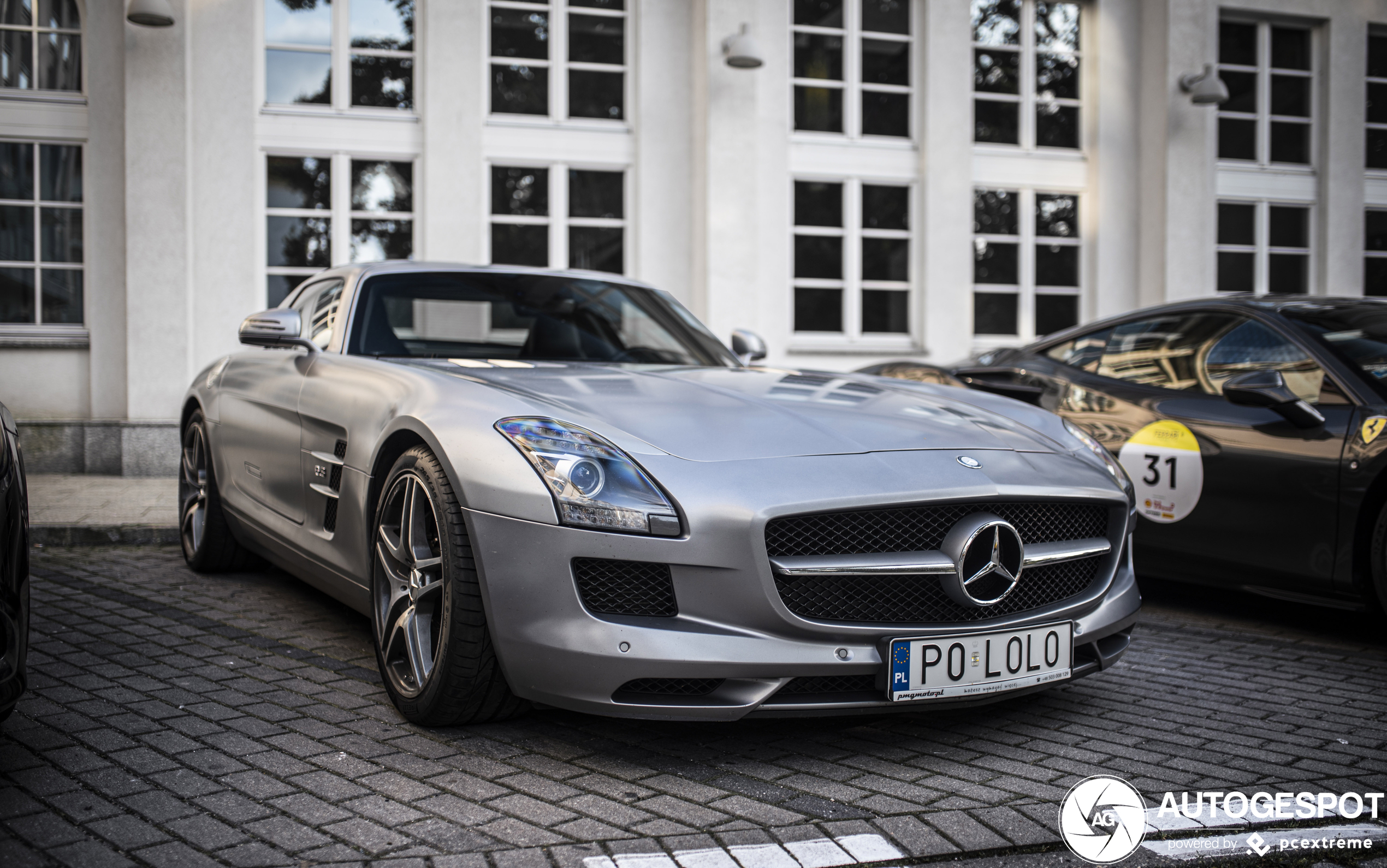 Mercedes-Benz SLS AMG