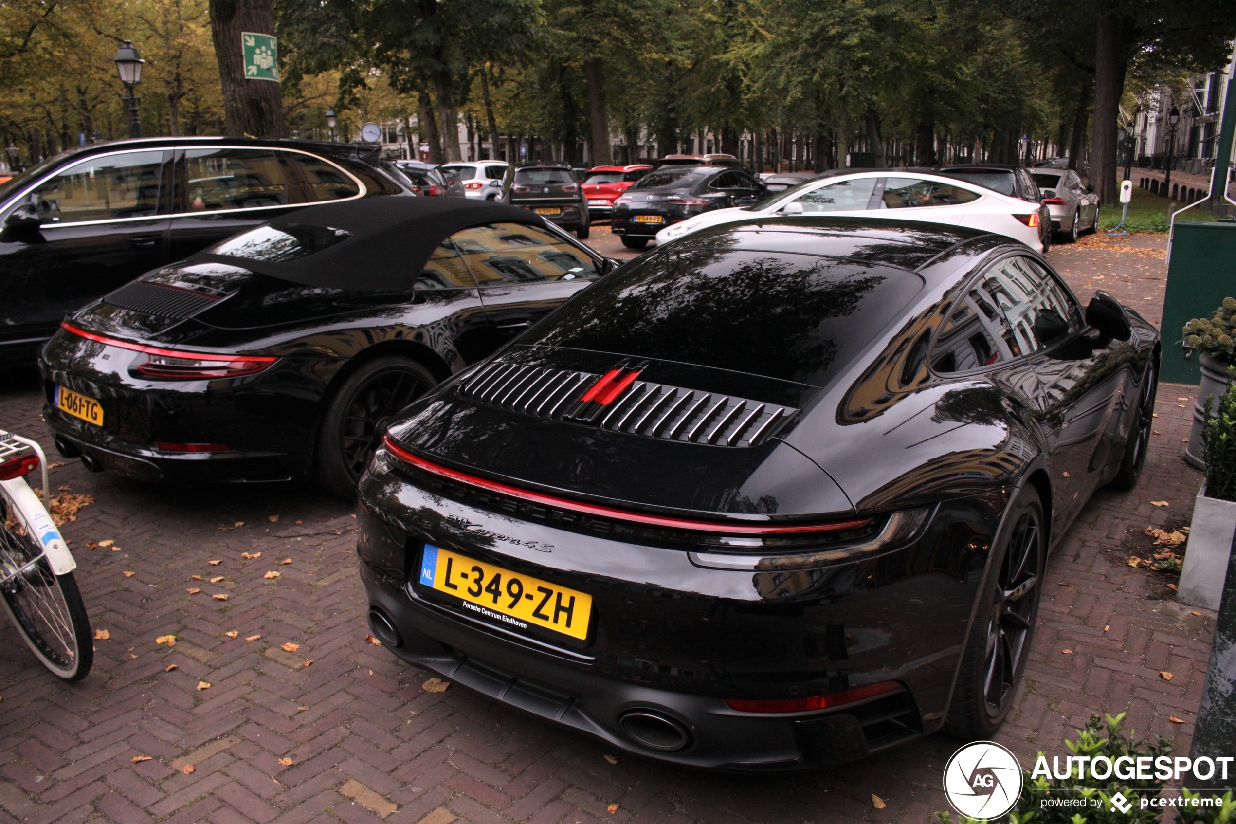 Porsche 992 Carrera 4S