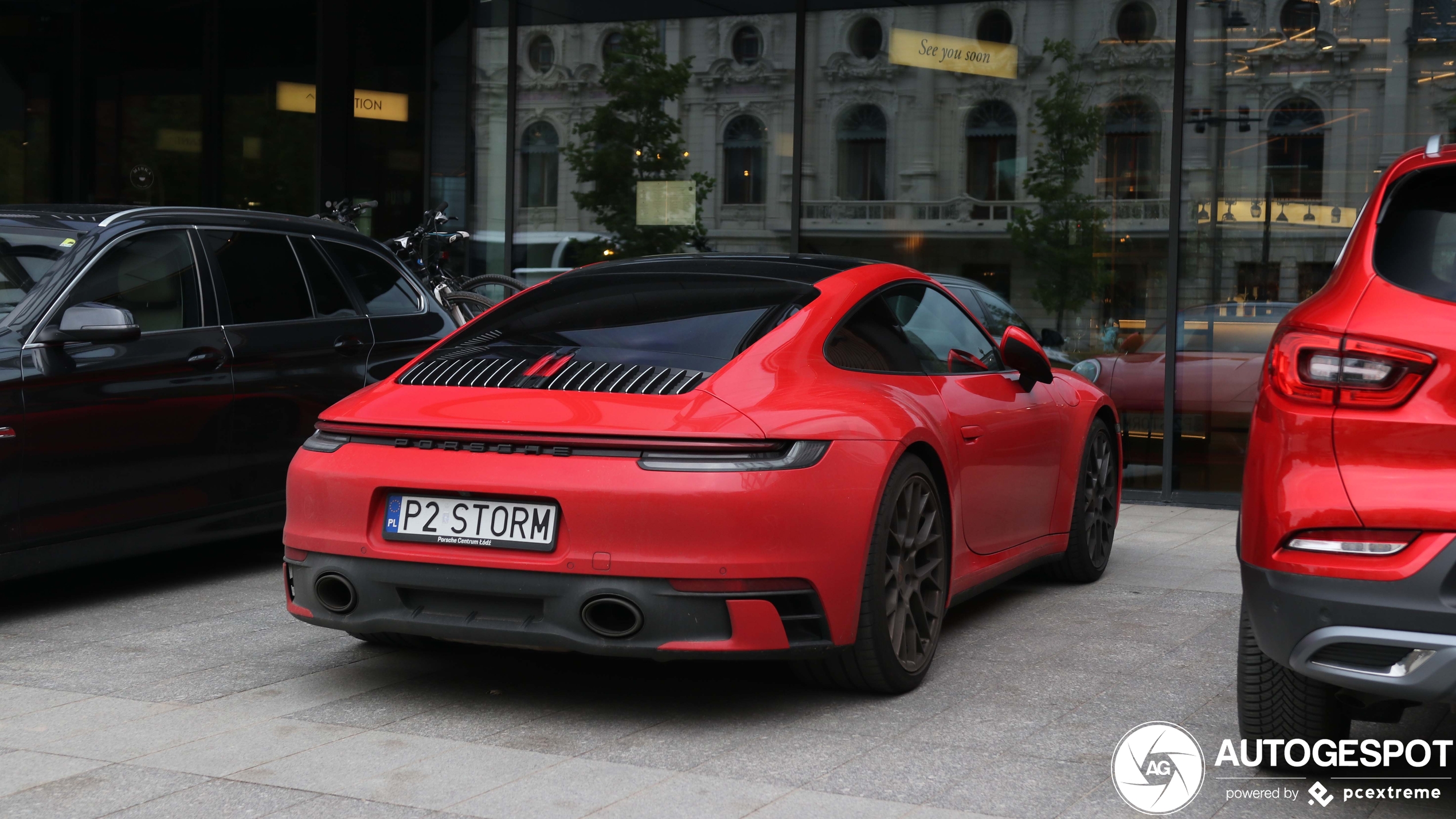 Porsche 992 Carrera 4S