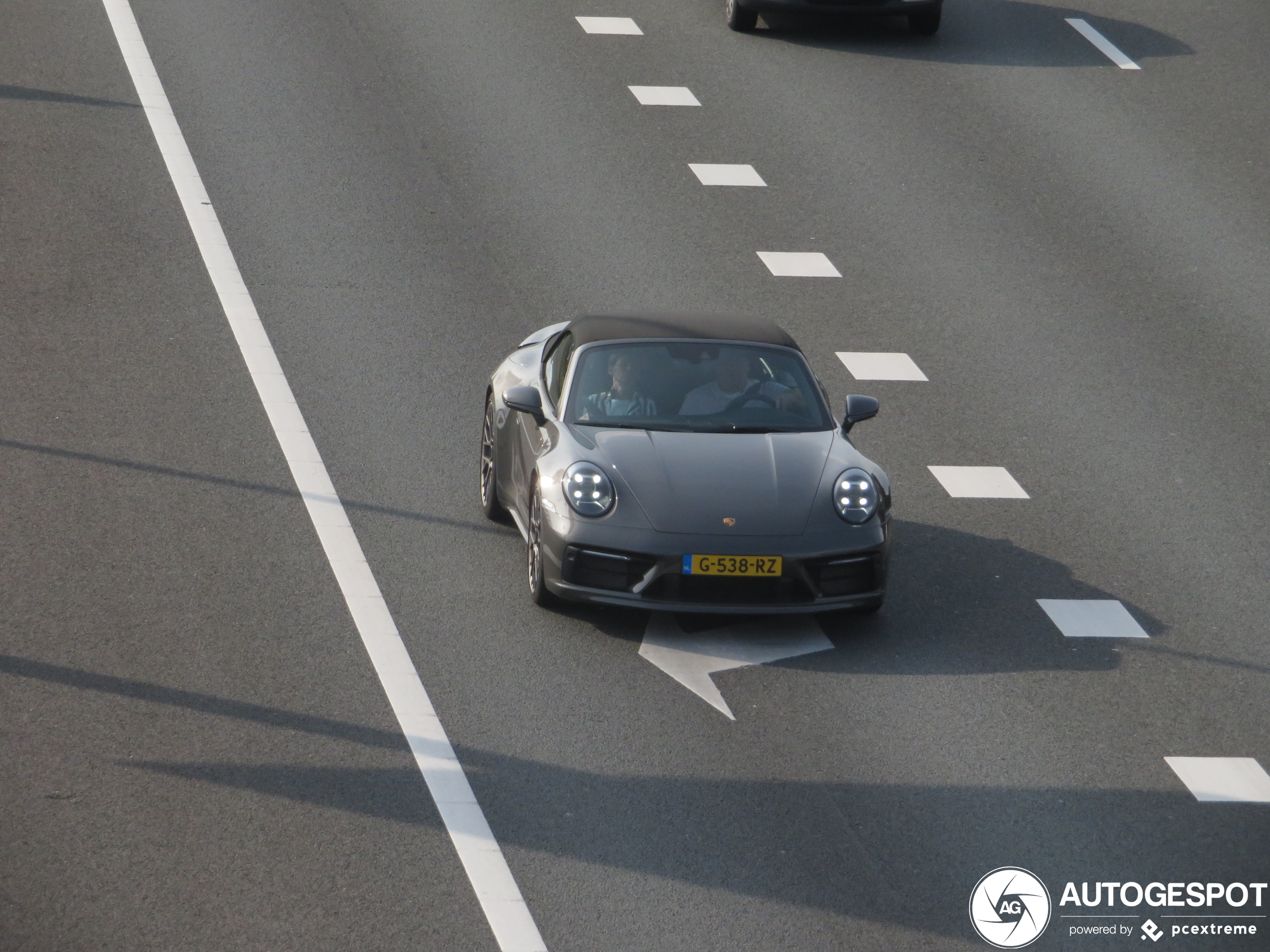 Porsche 992 Carrera 4S Cabriolet