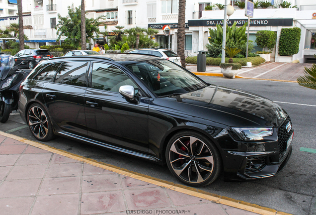 Audi RS4 Avant B9