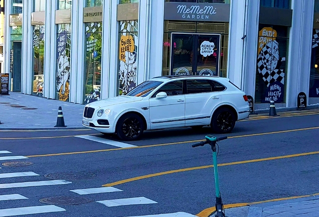 Bentley Bentayga V8