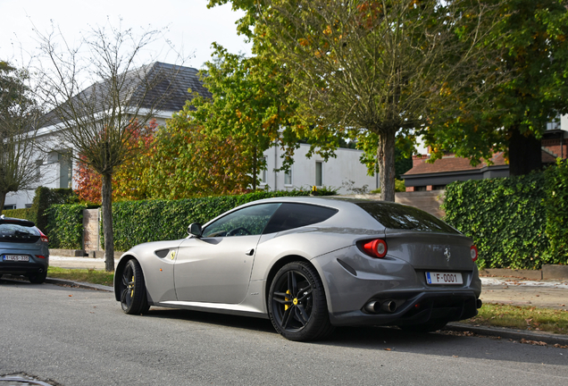 Ferrari FF