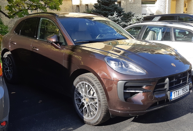 Porsche 95B Macan GTS MkII