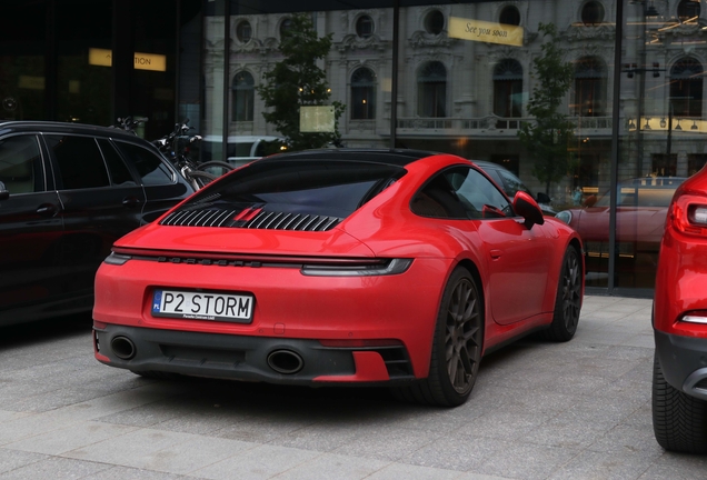 Porsche 992 Carrera 4S