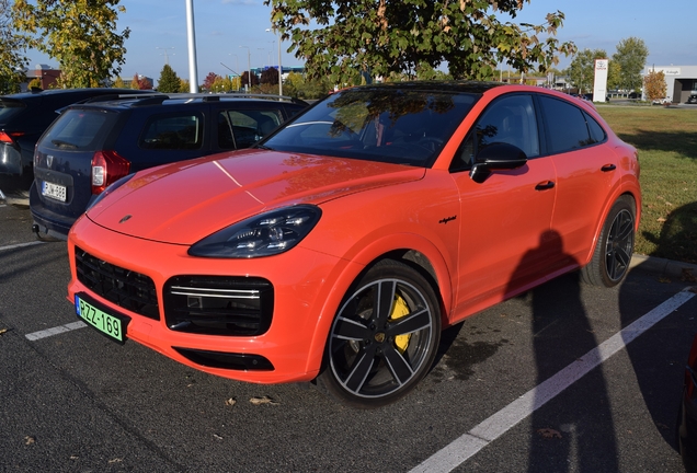 Porsche Cayenne Coupé Turbo S E-Hybrid