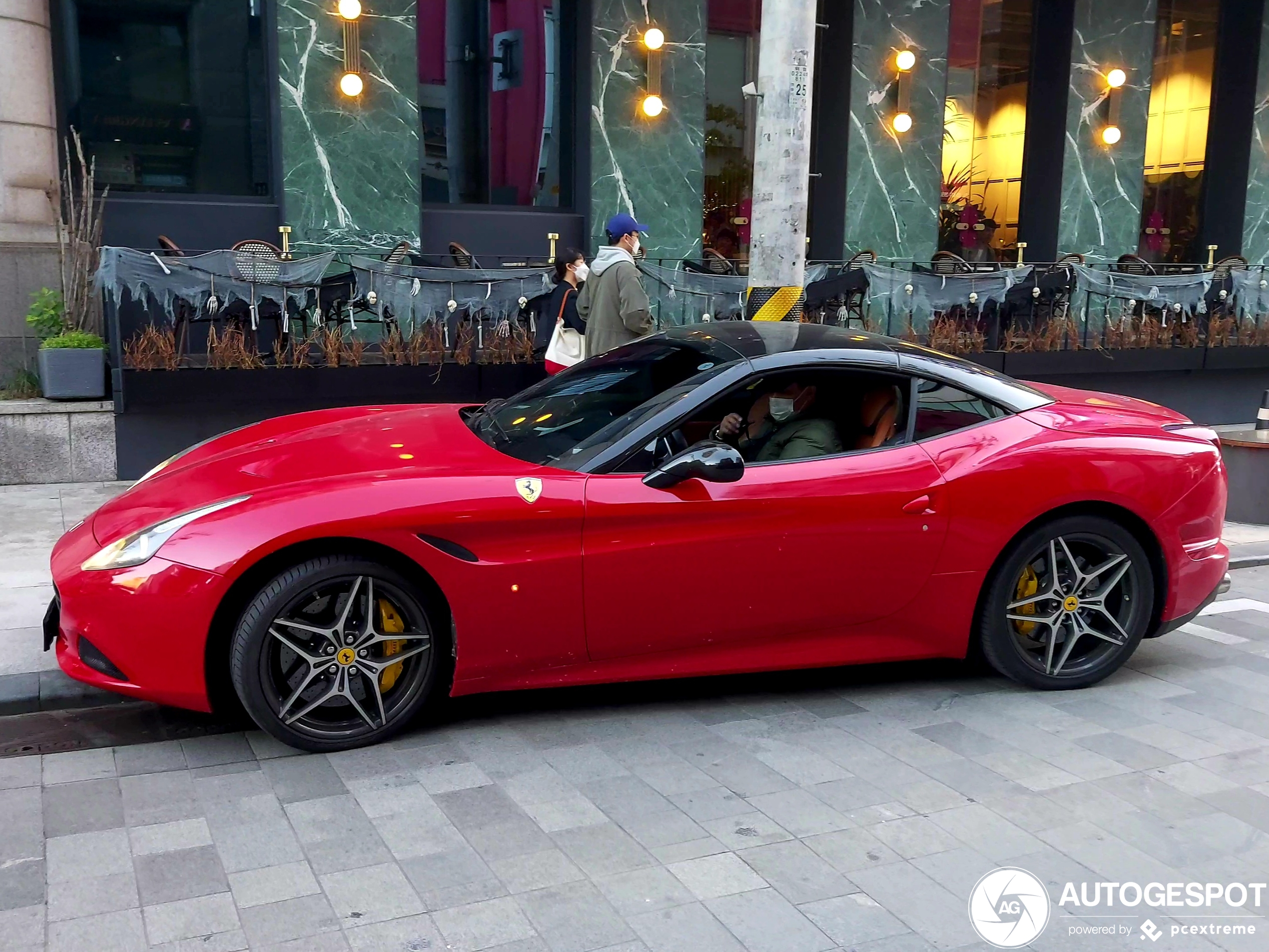 Ferrari California T