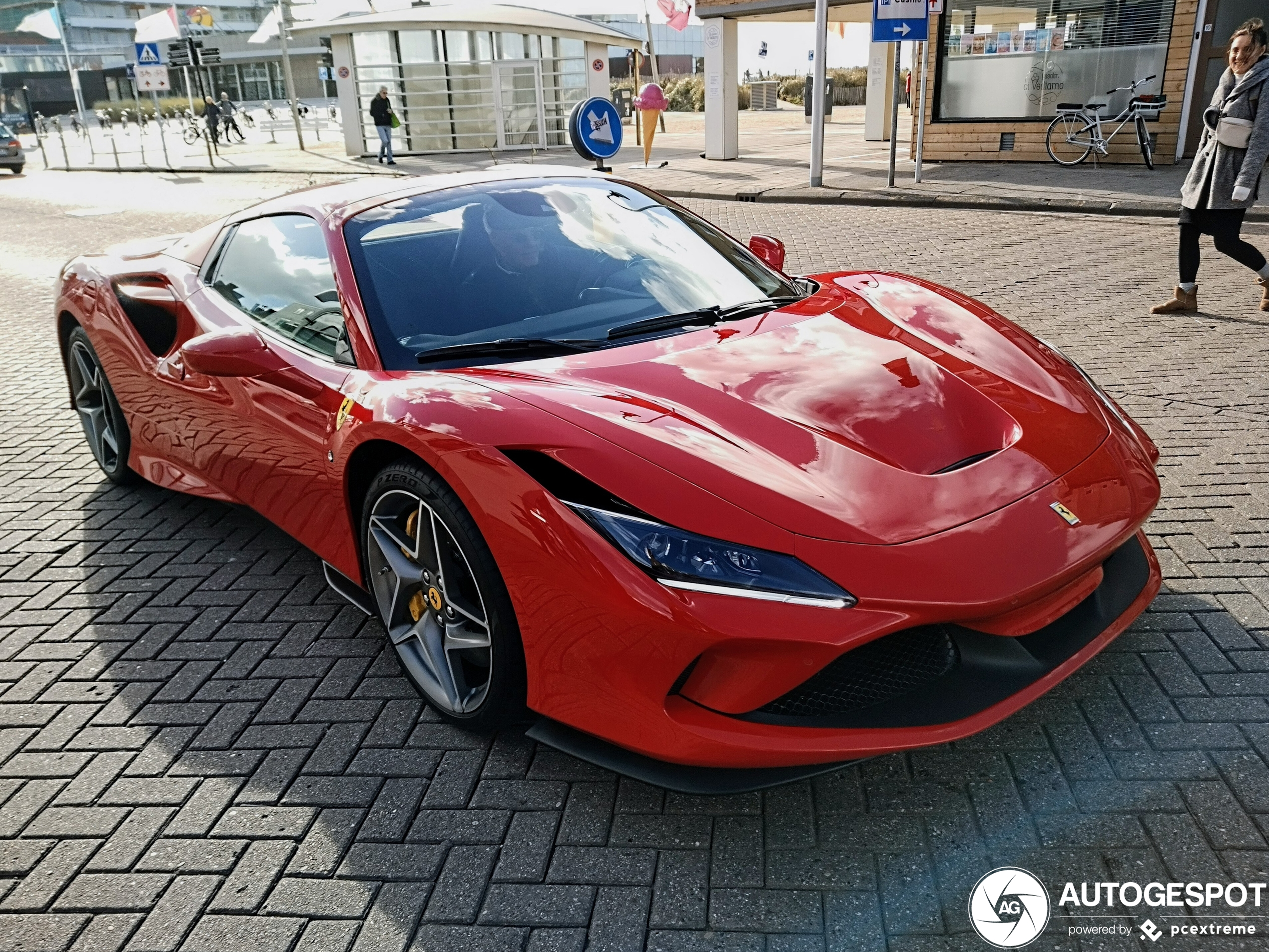 Ferrari F8 Spider